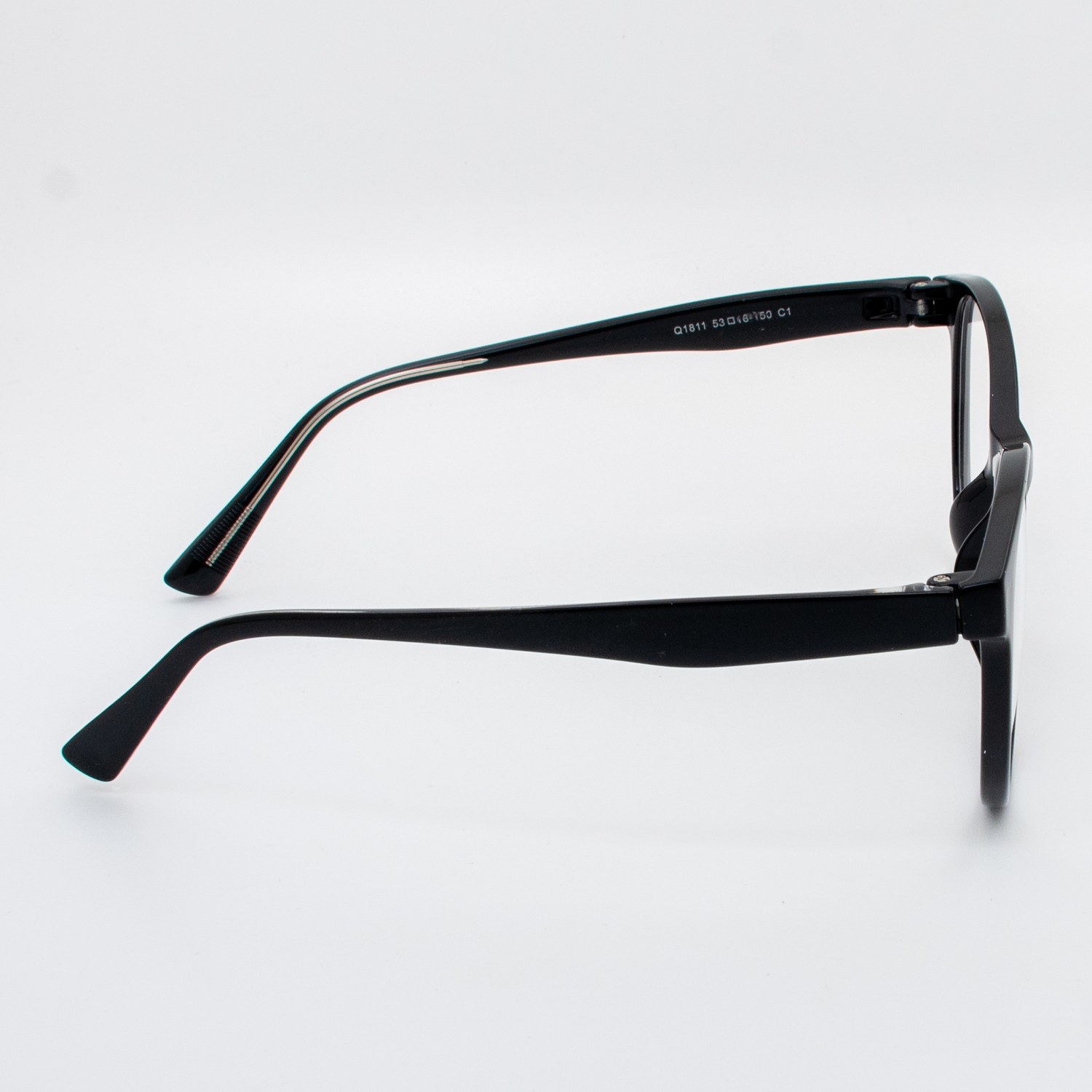 نظارة طبية بيضاوية سوداء